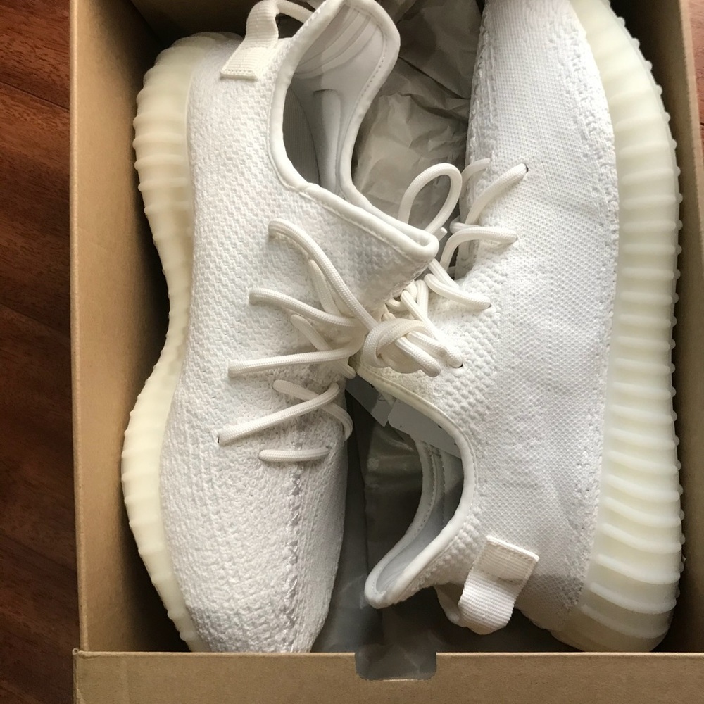 YEEZY BOOST 350 - ALL WHITE